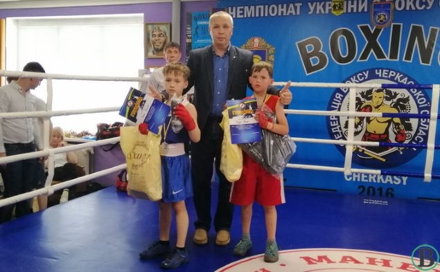 ТОВ «Черкасиенергозбут» - спонсор дитячого турніру з боксу